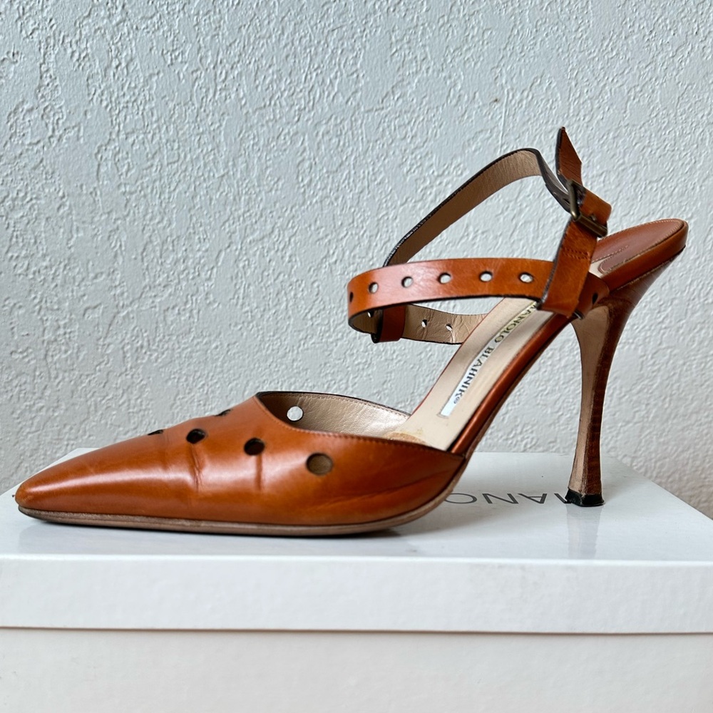 Manolo Blahnik Slingbacks - Picture 2 of 13